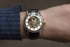 best analog watch for men & women